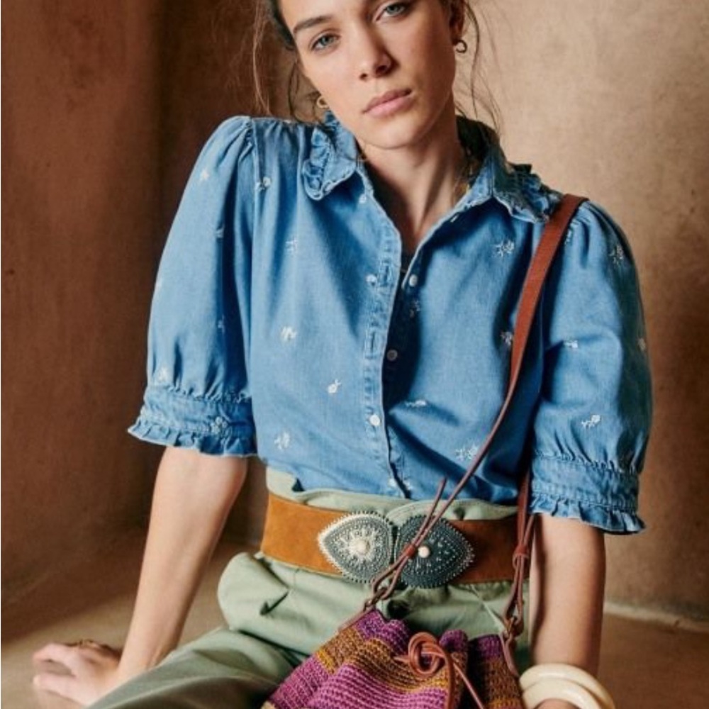 Sézane Chemise Maggie Blue Embroidered Chambray Blouse with Puff Sleeves